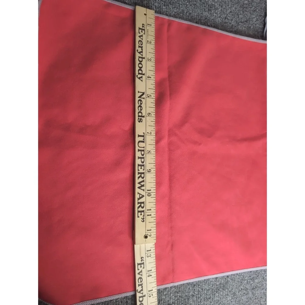 OlimpiaFit Quick Dry Towel 2 Pack Lightweight Microfiber Travel Towels Bag Red